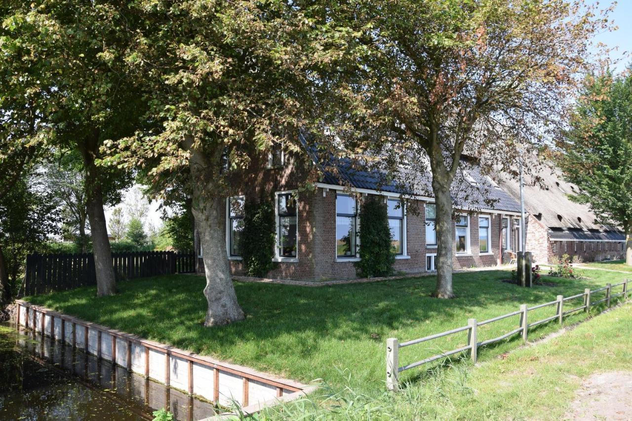 Bed and Breakfast De Hocht Nes  Zewnętrze zdjęcie