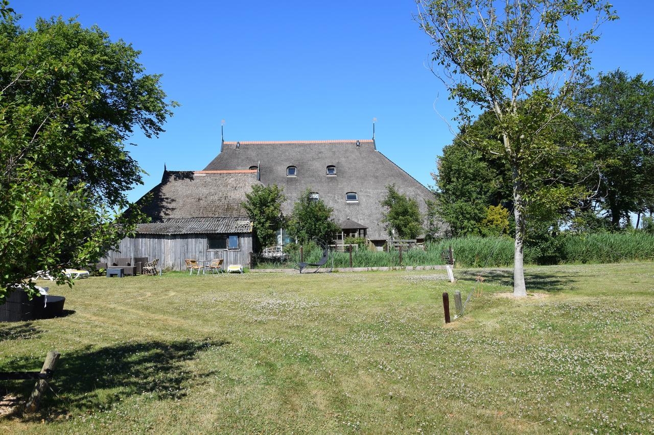 Bed and Breakfast De Hocht Nes  Zewnętrze zdjęcie